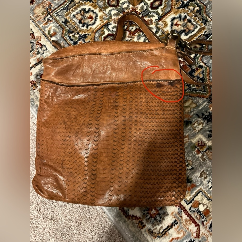 Sundance crossbody leather bag
